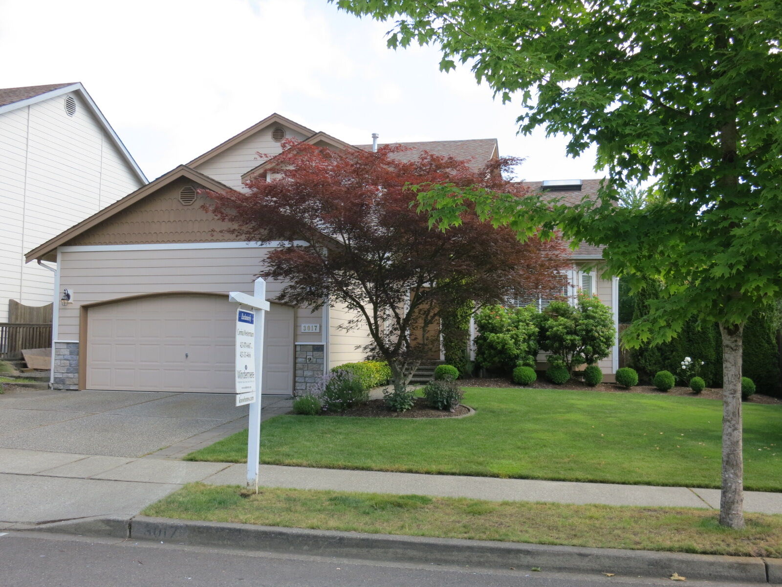 Property Photo:  3017  124th Avenue NE  WA 98258 