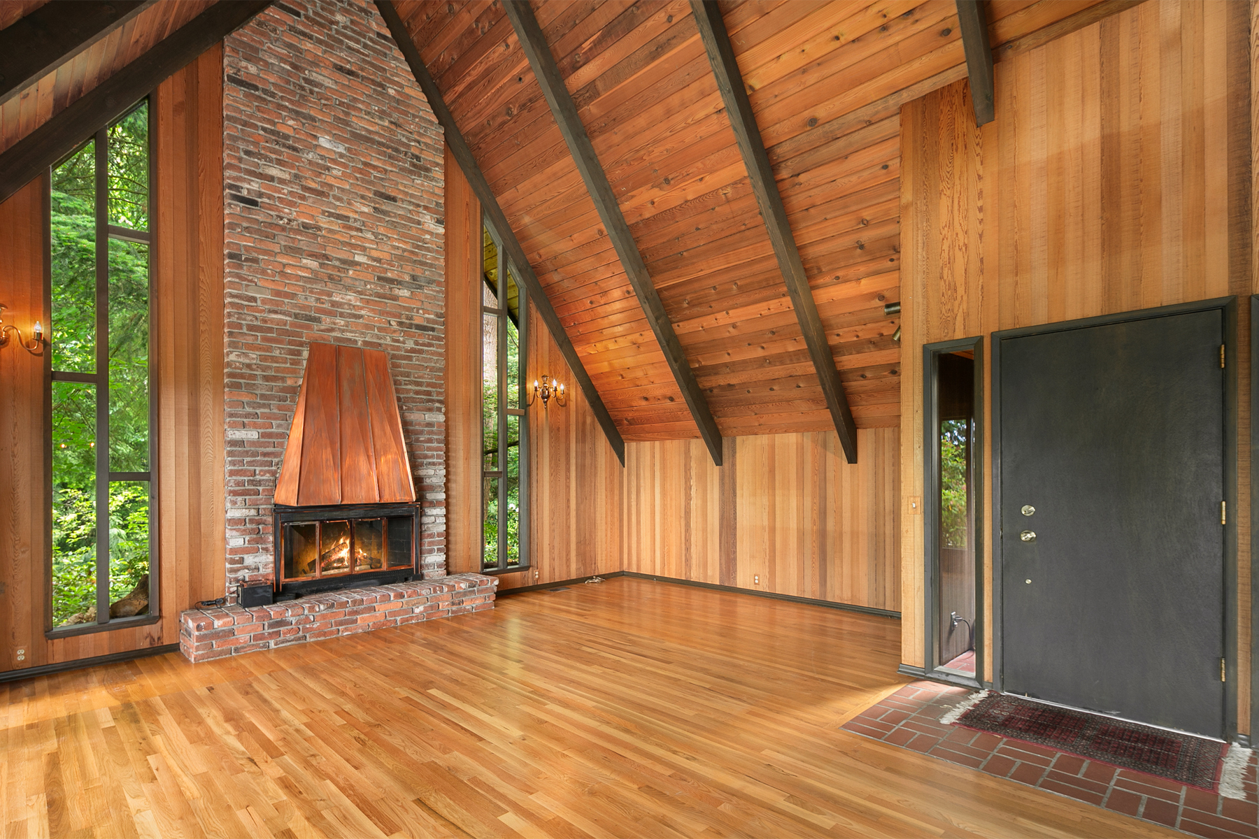 Property Photo: 6424 NE 130th Place WA 98034
