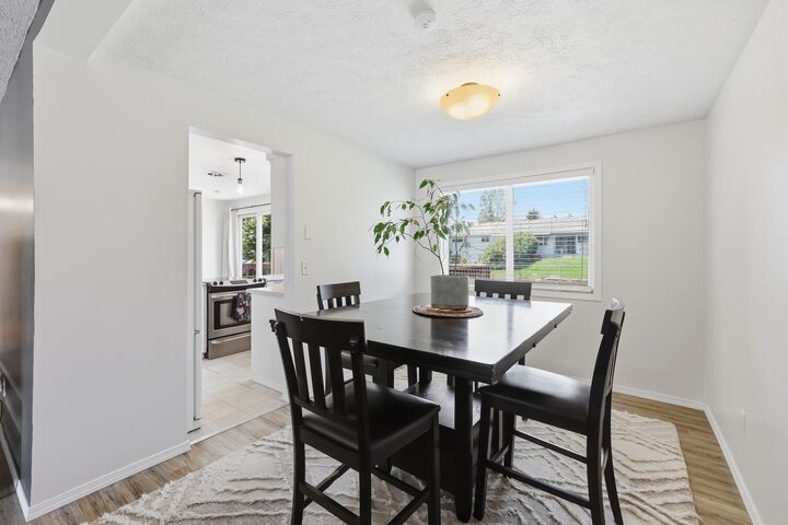Property Photo:  436 N 4th St  WA 99004 