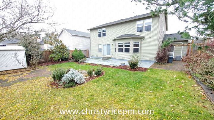 Property Photo: 26019 232nd Place SE WA 98038