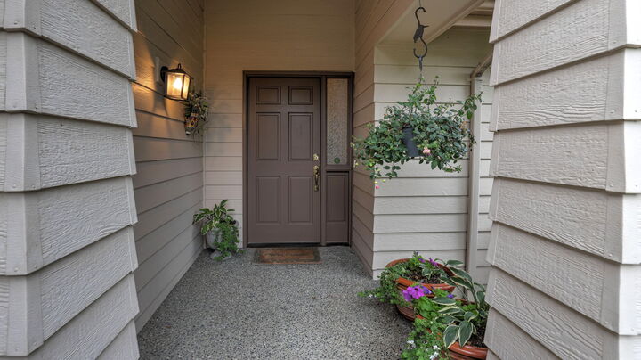 Property Photo: 3642 254th Avenue SE WA 98029