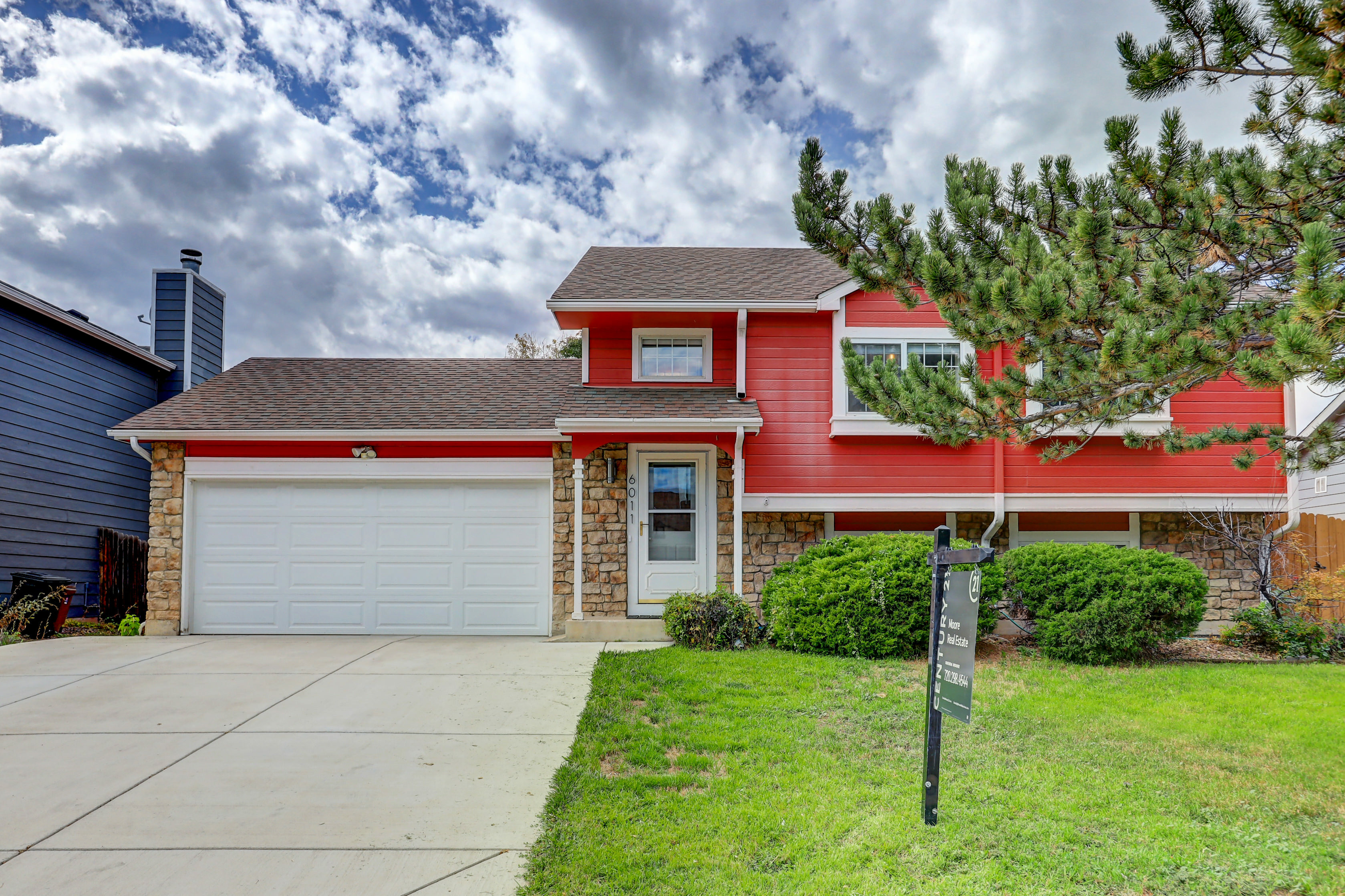 Property Photo: 6011 S Quail Way CO 80127