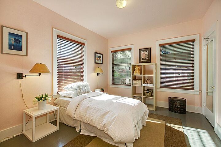 Property Photo: Main floor bedroom 1930 E Lynn St WA 98112