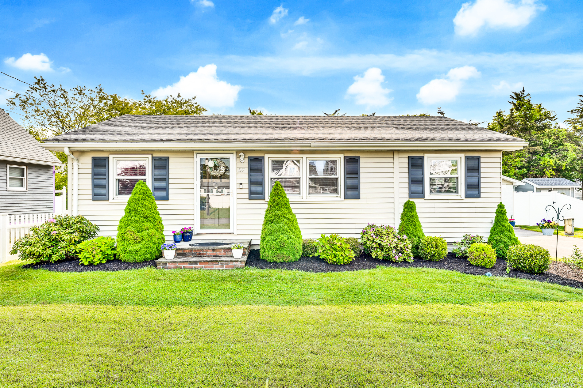 Property Photo:  57 Salt Pond Wy  RI 02891 