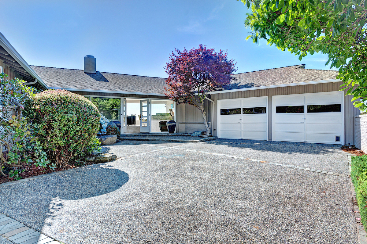 Property Photo:  18238 Ridgefield Rd NW  WA 98177 