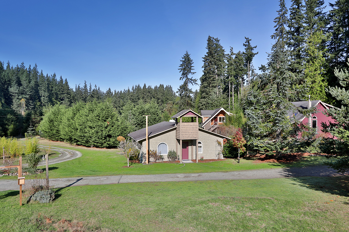 Property Photo:  5075 Langley Rd  WA 98260 