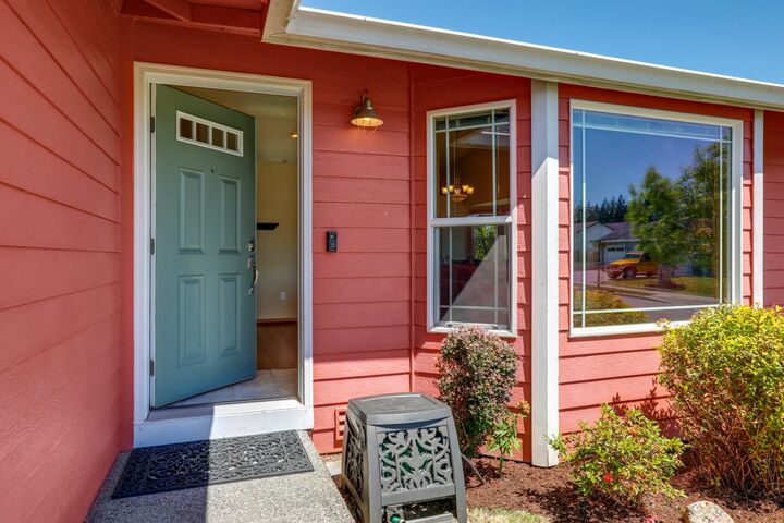 Property Photo:  4511 191st Place NE  WA 98223 