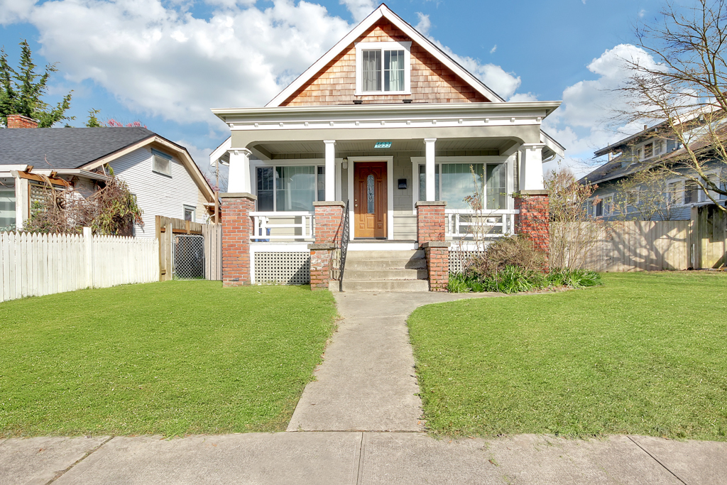 Property Photo: 4633 S Park Ave WA 98408