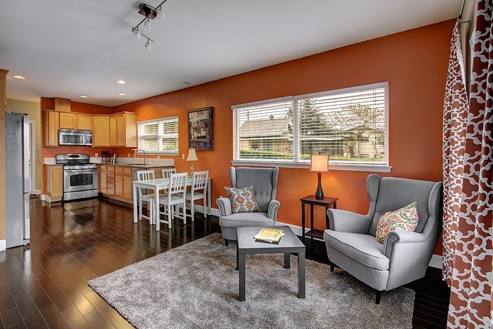 Property Photo: Living room 5840 16th Ave S  WA 98108 